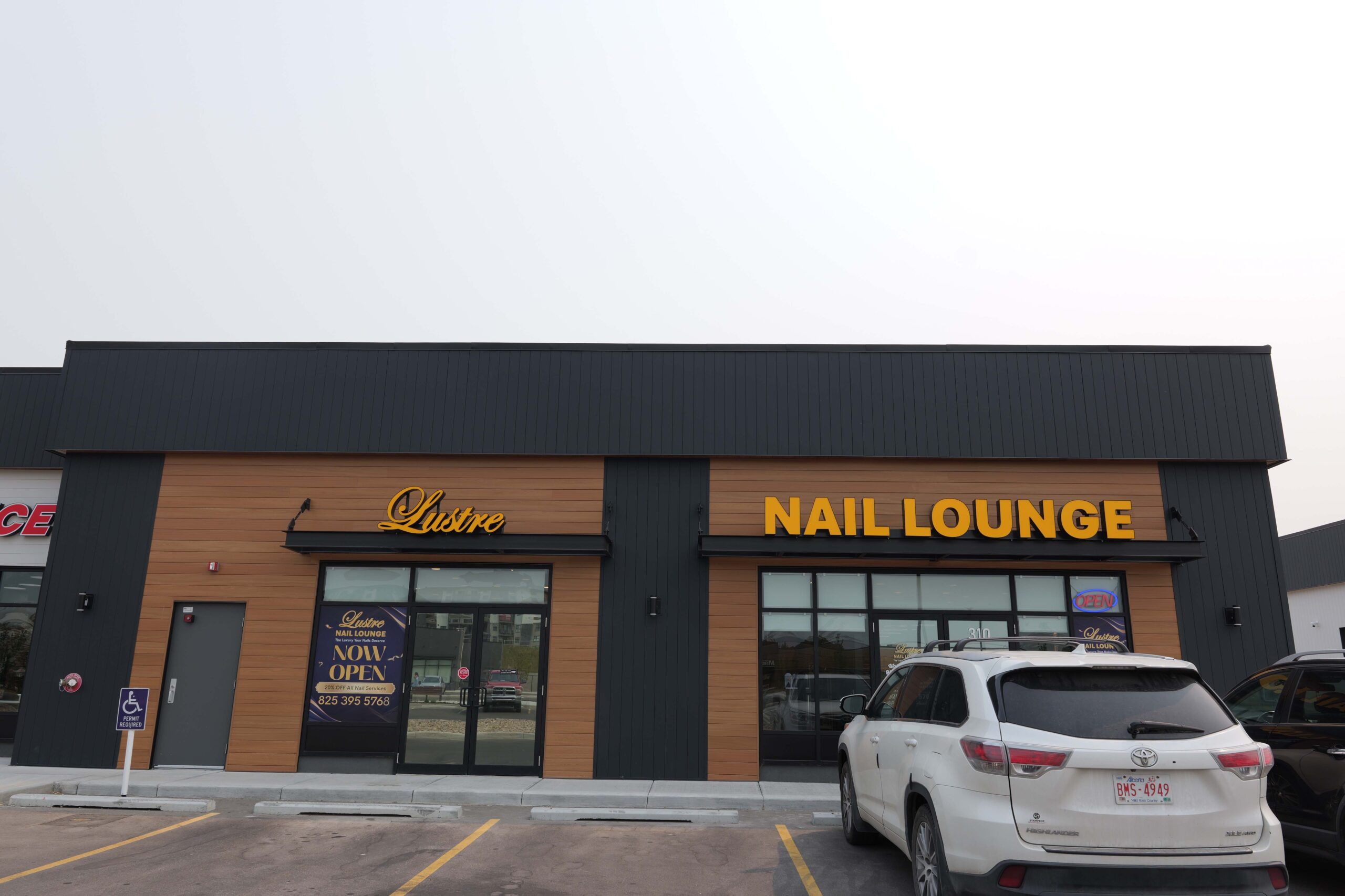 LUSTRE NAIL LOUNGE AIRDRIE